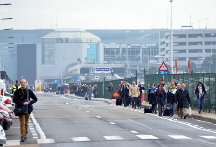 שדה התעופה בבריסל מפונה מנוסעים (צילום:  Getty images)