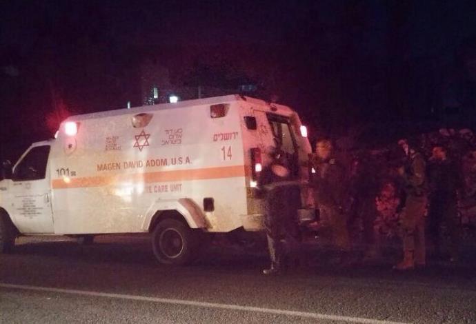 פיגוע דריסה בגוש עציון חיילים נפצעו 5.11.14 (צילום:  דוברות הר חברון)