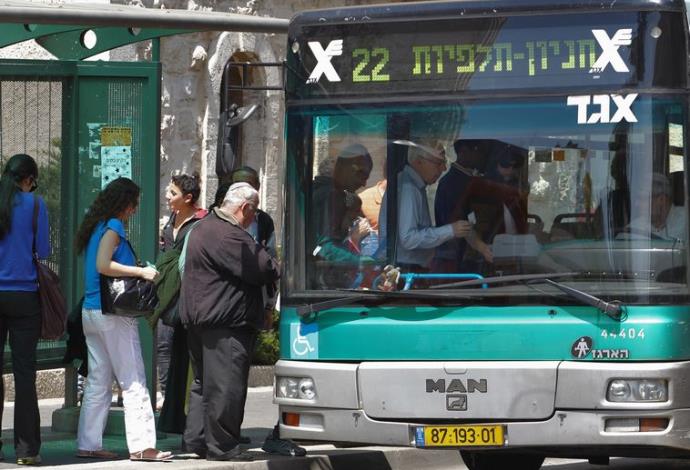 אוטובוס אגד בירושלים (צילום:  נתי שוחט, פלאש 90)