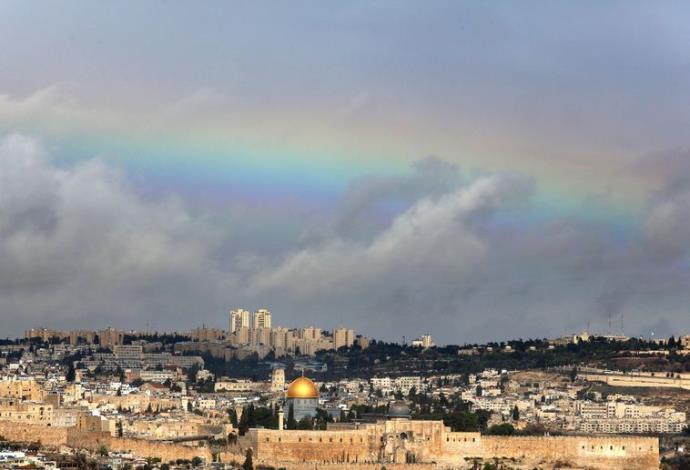 קשת בענן מעל ירושלים (צילום:  מרק ישראל סלם)