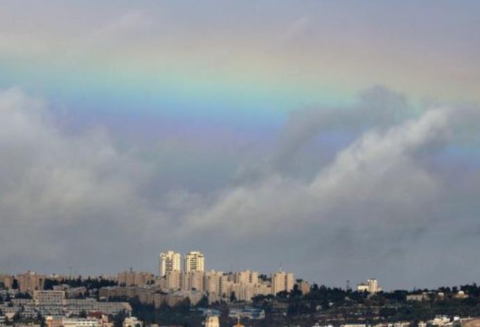 קשת בענן מעל העיר העתיקה בירושלים (צילום:  מרק ישראל סלם)