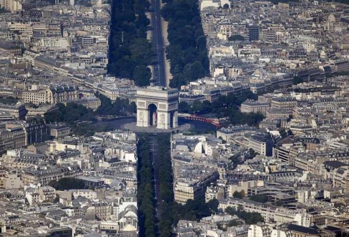 פריז - מבט מלמעלה (צילום:  רויטרס)