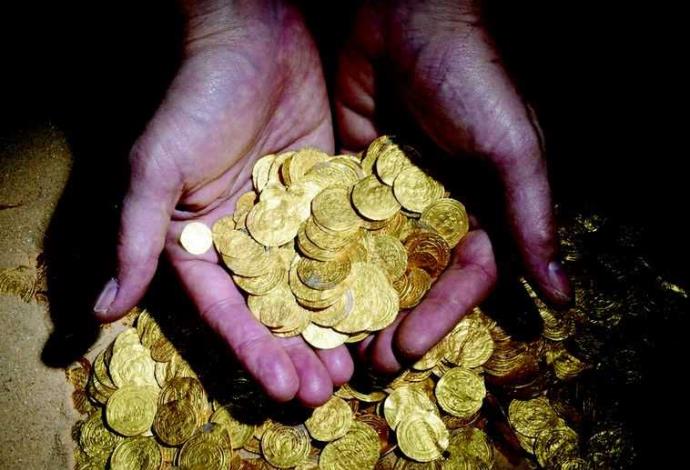 המטבעות שנחשפו (צילום:  באדיבות רשות העתיקות)