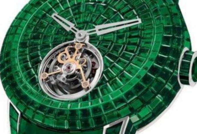 שעון מאבני ברקת ירוקות (צילום:  אתר החברה)