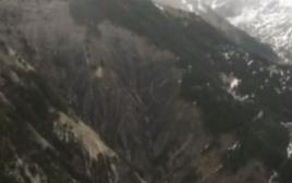מקום ההתרסקות בהרי האלפים (צילום: צילום מסך)