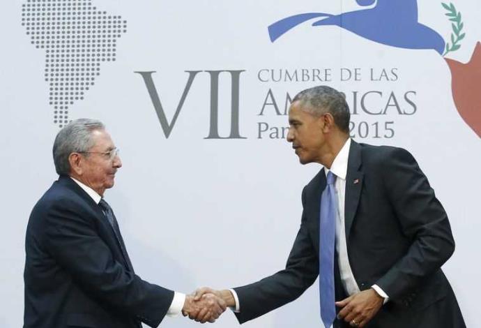 אובמה ונשיא קובה ראול קסטרו  (צילום:  רויטרס)