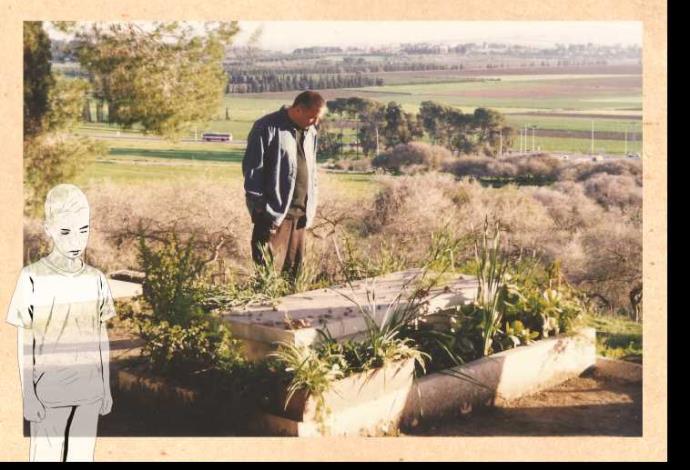 אבא אסי דיין מעל הקבר של סבא משה בבית העלמין בנהלל (צילום:  ארכיון פרטי,אילה טל)