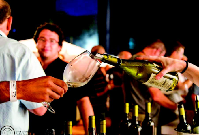 פסטיבל יין לבן במרינה בהרצליה (צילום:  אייל גוטמן)