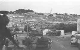 טנקים בירושלים במלחמת ששת הימים (צילום: אהרון צוקרמן, לע"מ)
