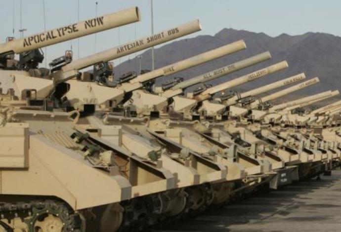 טנקים של צבא ארה"ב, ארכיון (צילום:  רויטרס)