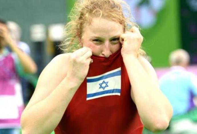 אילנה קרטיש בגמר ההיאבקות לנשים (צילום:  הוועד האולימפי בישראל)