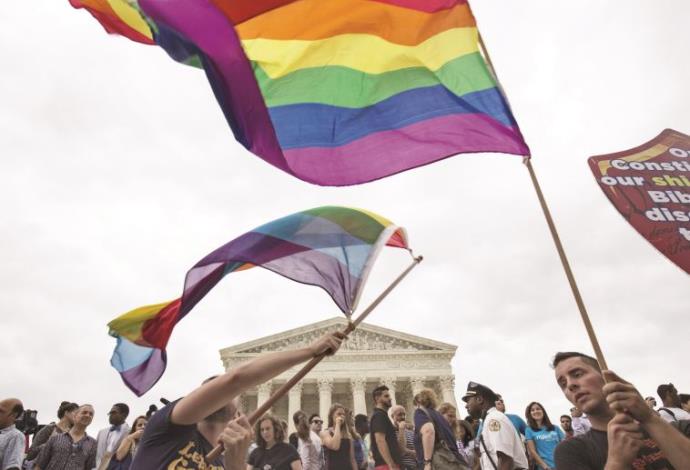 חוגגים בוושינגטון את ההחלטה לאשר נישואים חד מיניים (צילום:  רויטרס)