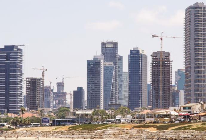 בניה בתל אביב (צילום:  מת'יו הכטר, פלאש 90)