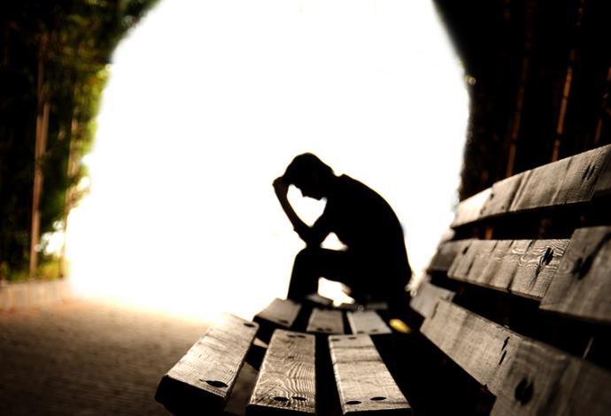 צללית, גבר עצוב, דיכאון, סבל (צילום:  אינגאימג)
