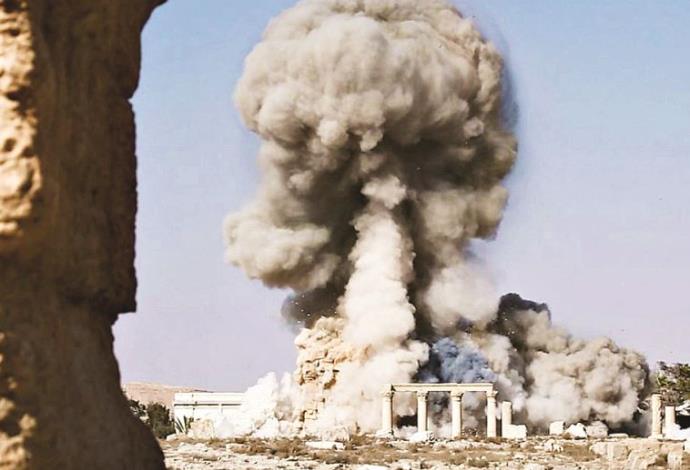 הריסת עתיקות פלמירה על ידי דאעש (צילום:  רויטרס)