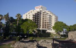מלון לאונרדו פלאזה בטבריה מרשת מלונות פתאל (צילום: ליאור מזרחי, פלאש 90)