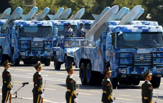 צבא סין במצעד (צילום: רויטרס)