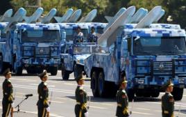 צבא סין במצעד (צילום: רויטרס)