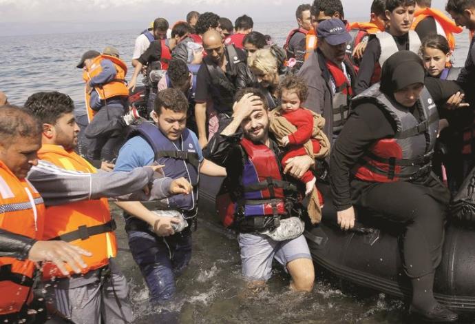 פליטים סורים ביוון (צילום:  רויטרס)