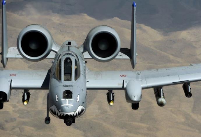 מטוס תקיפה של חיל האוויר האמריקאי באפגניסטן (צילום:  רויטרס)