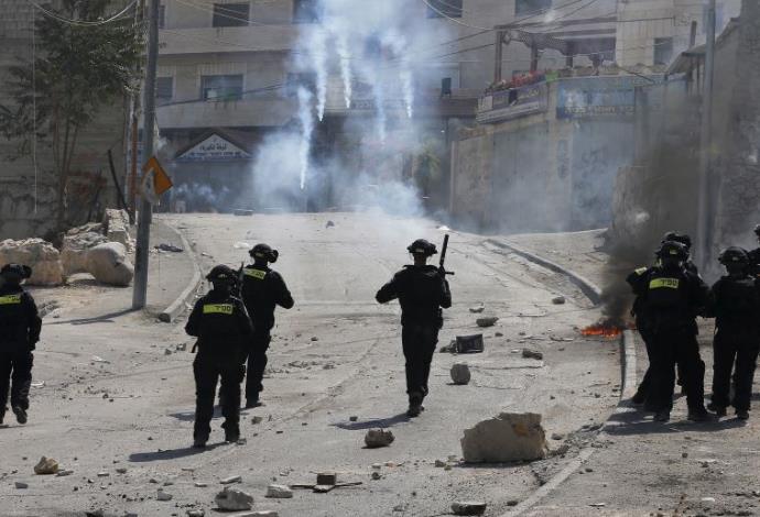 עימותים עם פלסטינים בירושלים (צילום:  רויטרס)