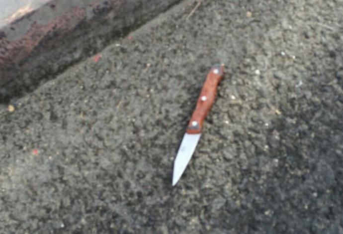 סכין שנמצאה אצל חשוד בירושלים (צילום:  חטיבת דובר המשטרה)