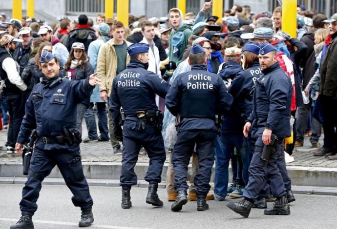 שוטרים בבלגיה (צילום:  רויטרס)