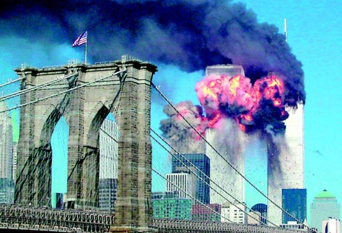 אסון התאומים ב-11 בספטמבר  (צילום:  רויטרס)