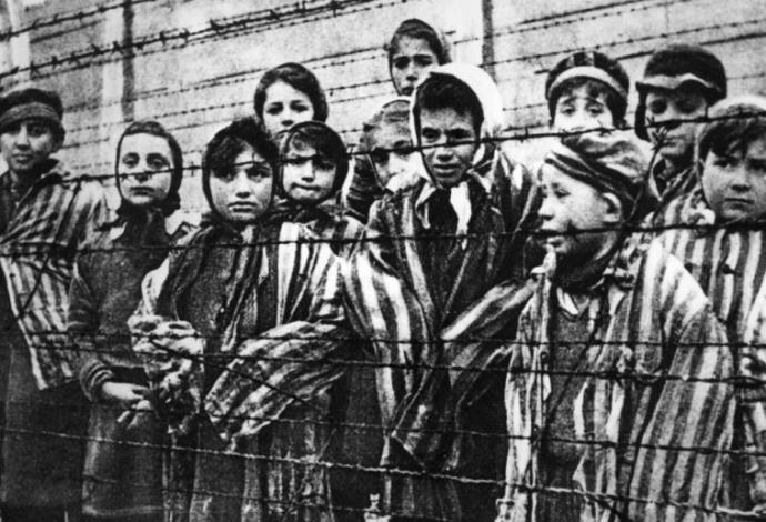 ילדים באושוויץ (צילום:  Getty images)