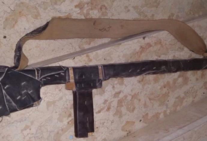 נשק מאולתר שנתפס על ידי צה"ל  (צילום:  דובר צה"ל)