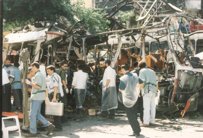 זירת הפיגוע בקו 5 בתל אביב ב־1994 (צילום:  יוסי אלוני)