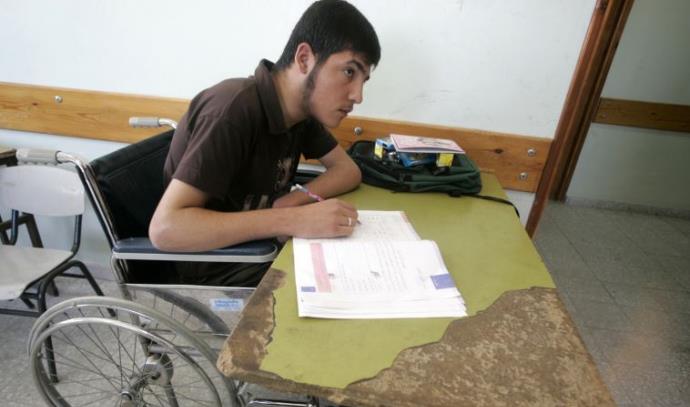 תלמיד בעל מוגבלות (צילום: עבד רחים כתיב, פלאש 90)