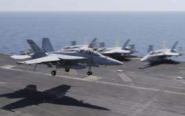 מטוס F-18 ממריאים לתקיפה נגד דאעש (צילום: רויטרס)