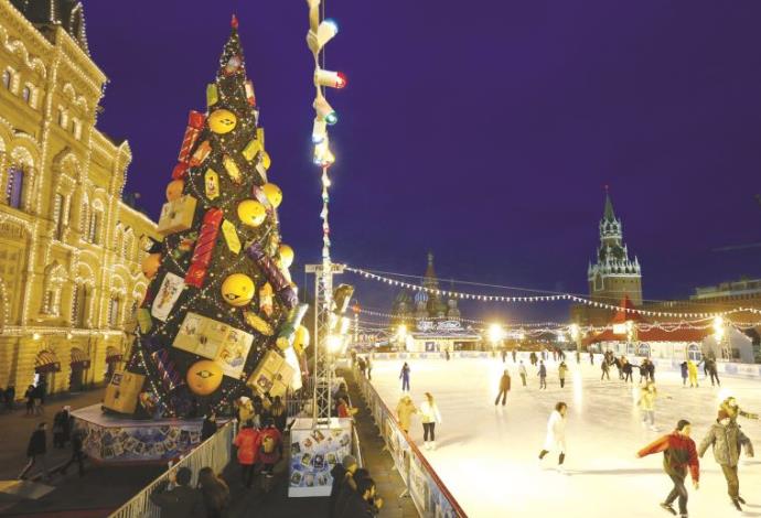 חג מולד במוסקבה, רוסיה (צילום:  רויטרס)