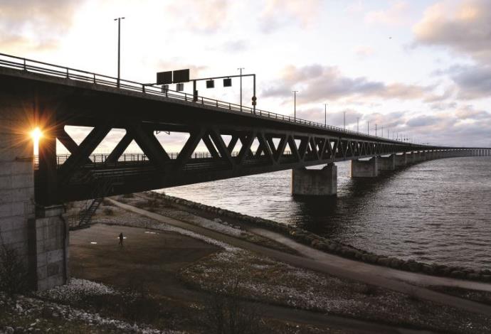 גשר ארסונד (צילום:  רויטרס)