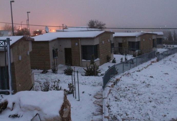 מעטה שלג בגוש עציון (צילום:  בית ספר שדה גוש עציון)