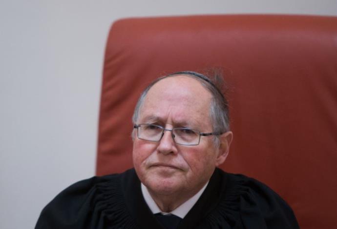 השופט אליקים רובינשטיין (צילום:  יונתן זינדל, פלאש 90)