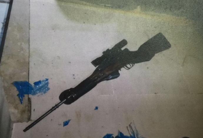 נשק ששימש צלפים מחברון (צילום:  דוברות שב"כ)