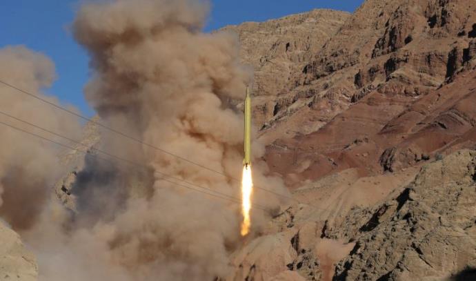 טיל בליסטי ששיגרה איראן (צילום: רויטרס)
