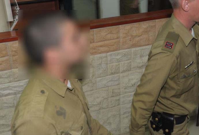 החייל החשוד בהריגה של מחבל מובא להארכת מעצר (צילום:  אבשלום ששוני)