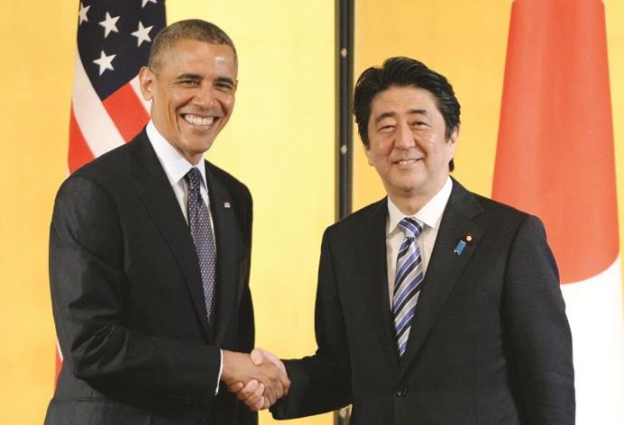 ברק אובמה וראש ממשלת יפן שינזו אבה (צילום:  רויטרס)