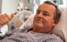 תומאס מאנינג, שעבר השתלת פין (צילום: בית חולים כללי בבוסטון)