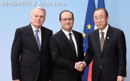 שר החוץ הצרפתי ז'אן- מרק איירו, פרנסואה הולנד ובאן קי מון בוועידת פריז (צילום: AFP)