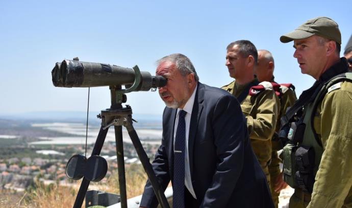 שר הביטחון אביגדור ליברמן בביקור בפיקוד צפון  (צילום: תקשורת שר הביטחון)