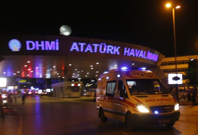 נמל התעופה אטאטורק באיסטנבול (צילום:  רויטרס)