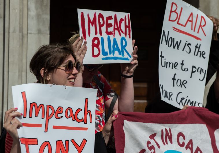 הפגנה נגד טוני בלייר. צילום: Getty images