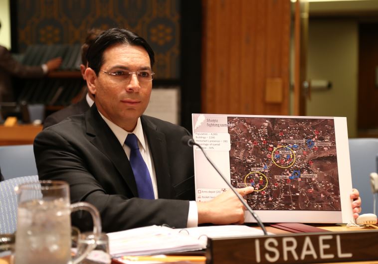 השגריר דנון מציג נתונים במועצת הביטחון של האו"ם. צילום: ללא קרדיט