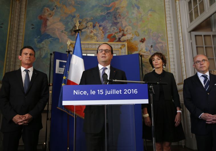 "הגיע הזמן לשנות את סדרי העדיפויות", נשיא צרפת, פרנסוואה הולנד, אחרי הפיגוע בניס. ציול: רויטרס