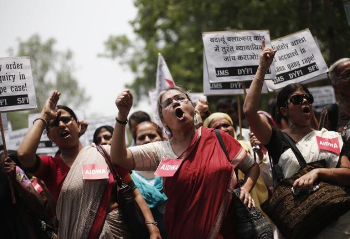 הפגנה נגד אונס צעירות בהודו, ארכיון (צילום:  רויטרס)
