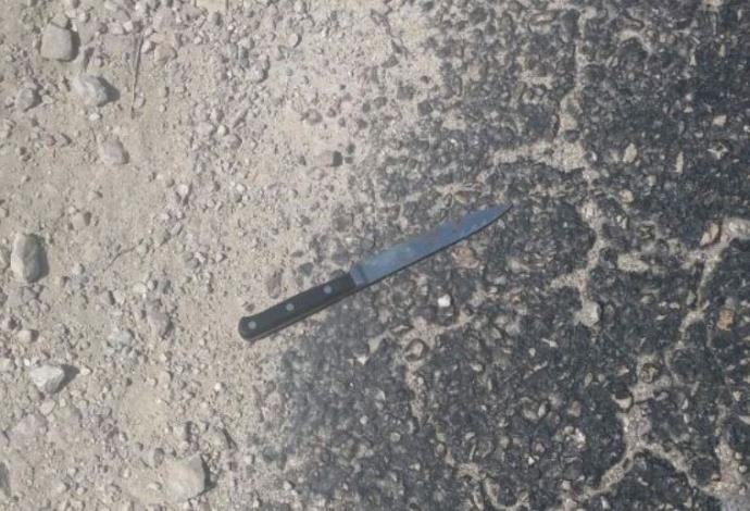 הסכין ששימשה את המחבל במחסום חווארה (צילום:  דובר צה"ל)